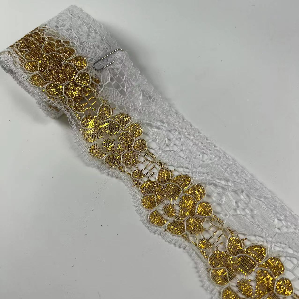 Suministro directo de fábrica 6cm encaje ropa textil para el hogar falda collar accesorios encaje color no elástico material de poliéster al por mayor