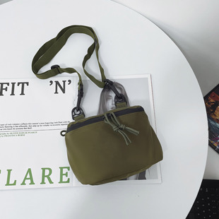 Handheld shoulder bag for men and women one shoulder, small design small bag, South Korea