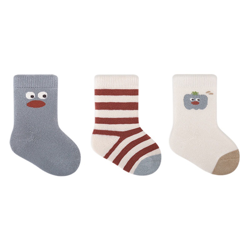 2023 Otoño e Invierno Nuevos calcetines para bebés engrosados Terry infantil recién nacido bebé recién nacido sin hueso calcetines de media pantorrilla