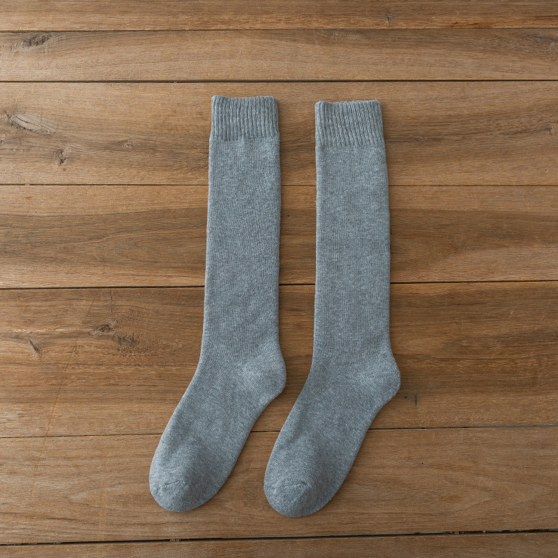 Largos calcetines de las mujeres Terry calcetines de la pantorrilla del otoño y del invierno toalla gruesa forrada de lana calcetines calientes de la pantorrilla del color sólido de la rodilla-longitud