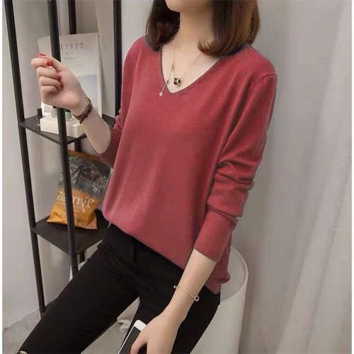 Large size women's autumn and winter knitting base shirt, plus-size sister sweater, loose and flattering, versatile top, trendy