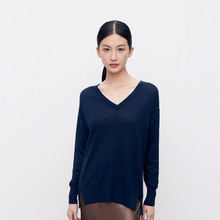 年底特价清仓 Carrie 简约深蓝色上衣 桑蚕丝羊毛V领长袖针织衫女