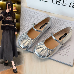 708-11 Spring New Korean Pleated Women's Shoes Mary Jane Shoes Flat Big Shoes Wide Fat plus size Women's Shoes