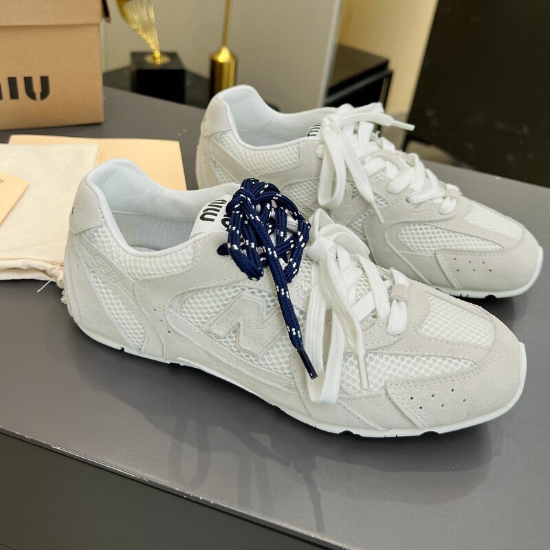 High-end understated shoes, Miu Miu MIUMIU NB530 German training women's sports shoes, unisex retro dad sneakers