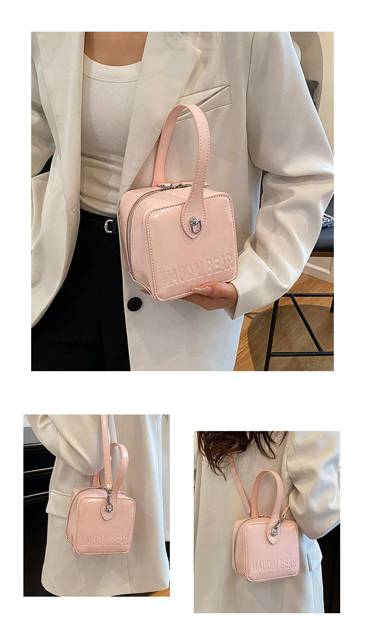 A new trendy and stylish handbag for women in 2025, featuring a red single-shoulder crossbody small square bag undefined