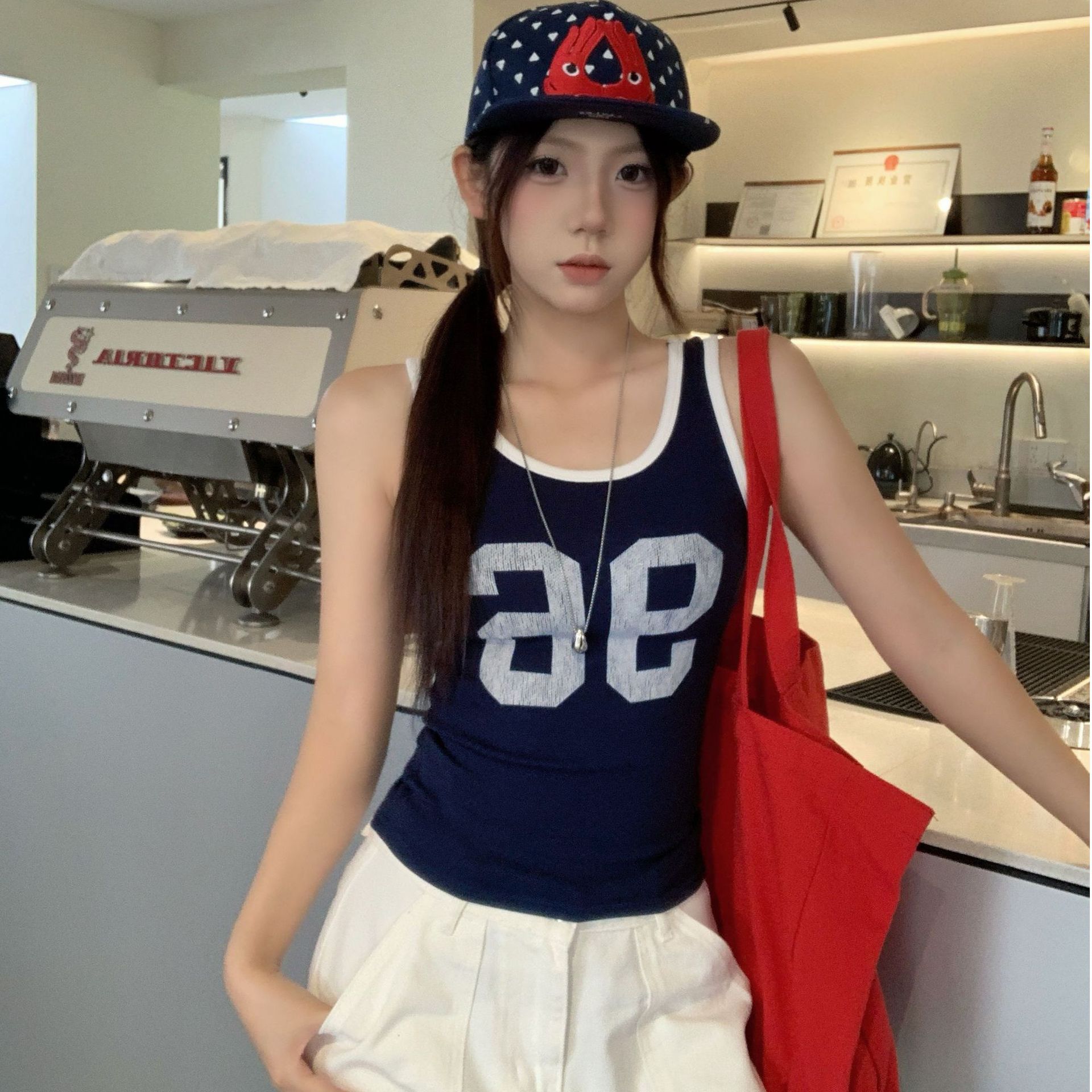 [Trendy Manhattan] Color-blocked U-neck digital print slim-fit tank top for women, 26182