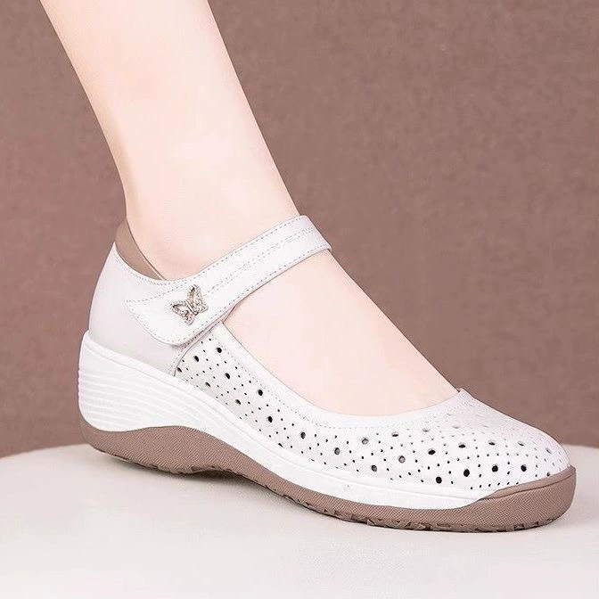 Полые сандалии с покрытием головы женщины 2025 новый летний внешний вид корейской версии