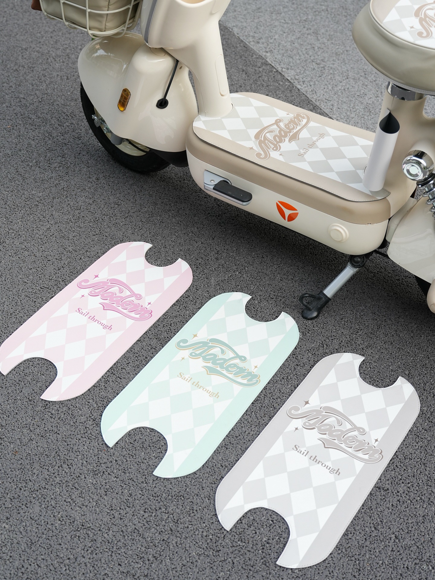 Suitable for Yadi Modern Rhine 80 Foot Pads Electric Vehicle Waterproof Anti-Slip and Dirt-Resistant Leather Foot Pads Retro Seat Cushion Cover