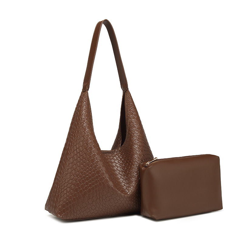 Soft Leather Woven Underarm Shoulder Bag Large Capacity Bucket Bag Casual Tote Bag Shopping Travel Handbag