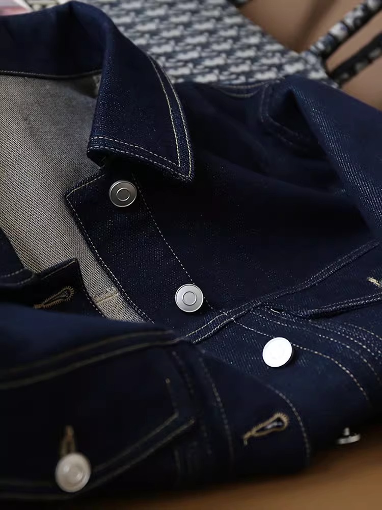 Women's Denim Jacket Bright Silk Lapel Niche Design Short Coat_voghion.com