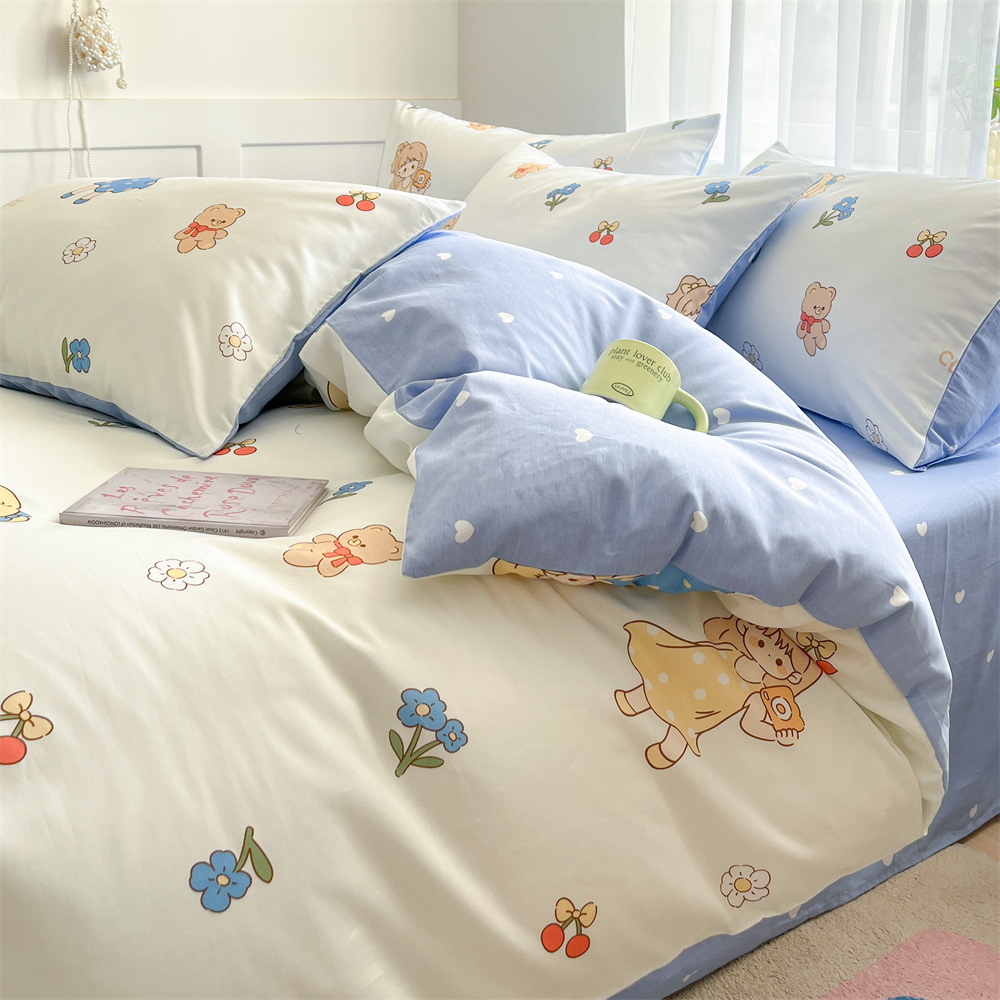 Algodón fresco no estático cuatro piezas de alta densidad ins viento dormitorio de estudiantes de dibujos animados cubierta de colcha de algodón A alto soporte de tres piezas