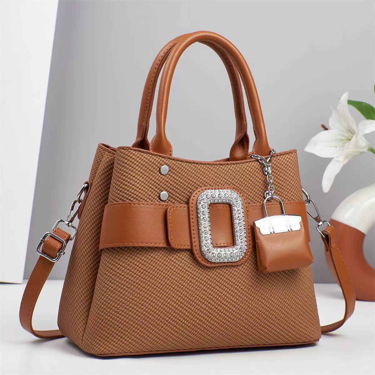 Nueva moda todo-fósforo casual bandolera estudiante viajero mensajero tote bolso simple de gran capacidad femenino 2025