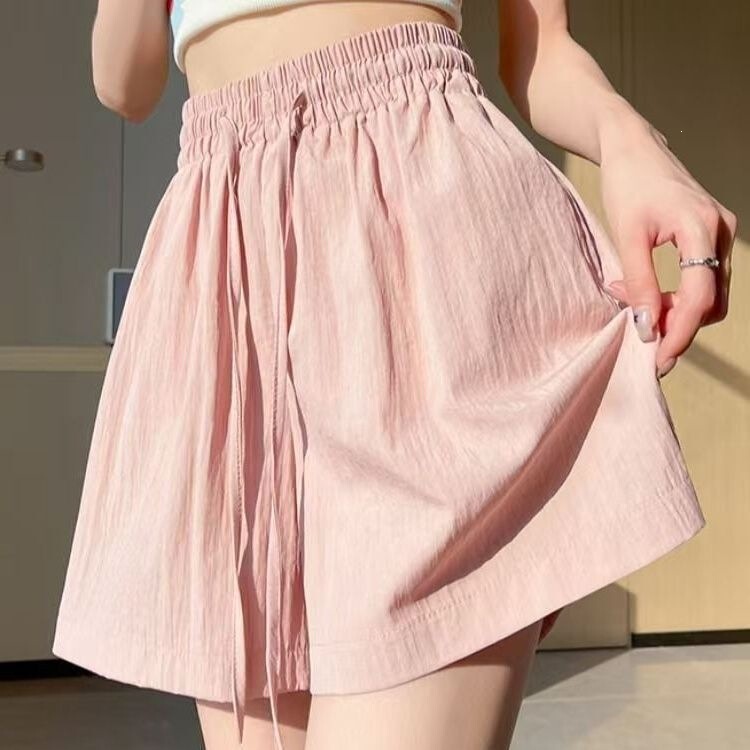 Fashionable Ice Silk Cool Breathable Thin Yamamoto-Style Short Women's Summer High-Waisted Loose Wide-Leg Casual Shorts with Pockets Fashionable Ice Silk Cool Breathable Thin Yamamoto-Style Short Women's Summer High-Waisted Loose Wide-Leg Casual Shorts with Pockets