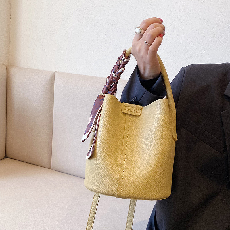 New Lychee Pattern Soft Leather Bag for Women's New Popular Folded Handheld Mother Water Bucket Bag Fashionable Casual Crossbody Bag_voghion.com