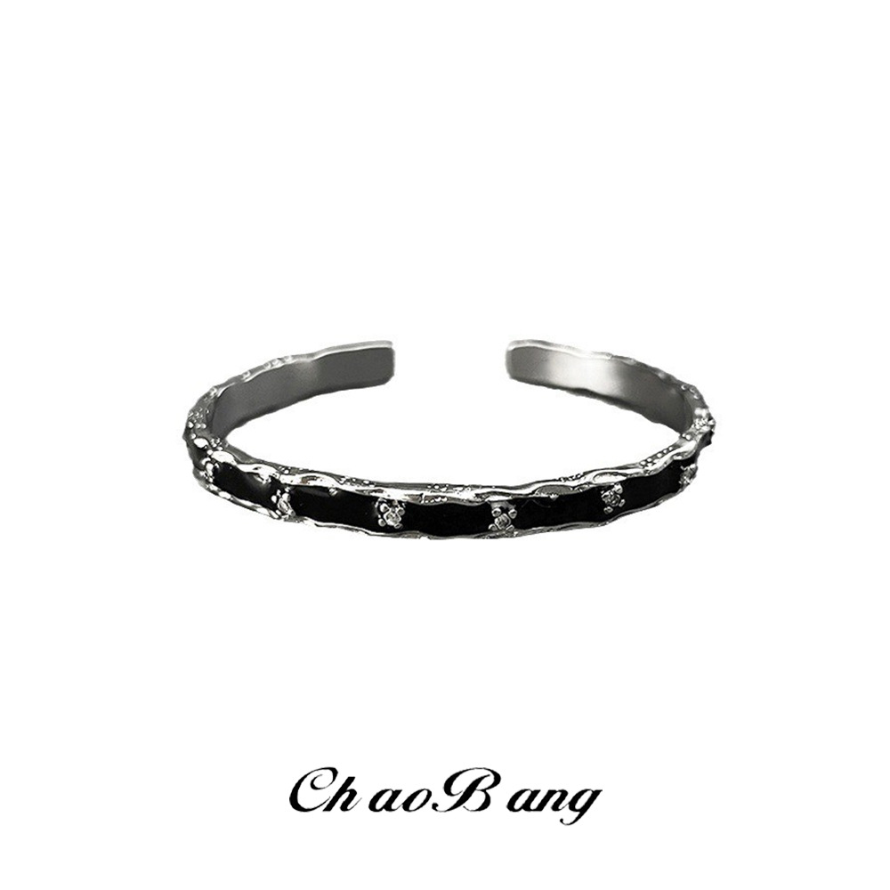 Cross-Border Simple Bracelet for Men, Dark and Unique Design, Unisex Style Jewelry for Women, Versatile Niche Accessories