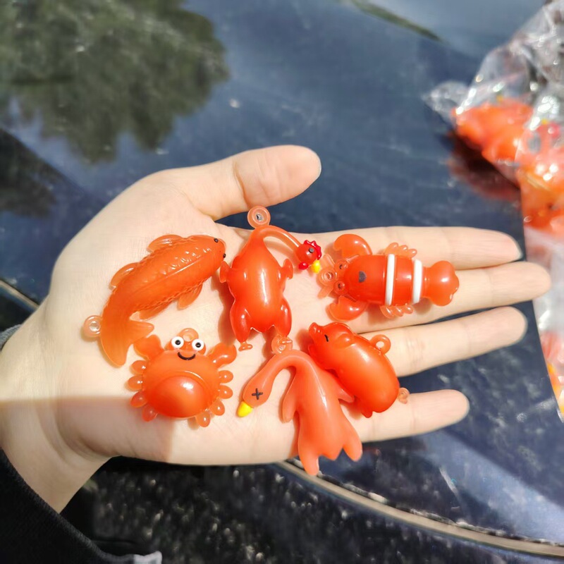 Color-changing roasted lobster car pendant creative rearview mirror roasted crab pendant car online red cute decoration Color-changing roasted lobster car pendant creative rearview mirror roasted crab pendant car online red cute decoration