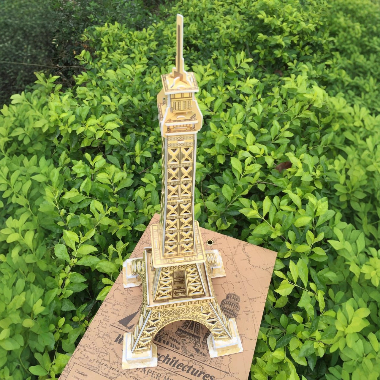 Rompecabezas tridimensional de papel 3D para niños DIY modelo de construcción pantalla Bo porcelana Eiffel creativo juguetes educativos hechos a mano image 5