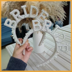 新しい欧米のbride真珠のカチューシャのレトロな真珠の髪飾りの手作りの数珠の花嫁のパーティーのカチューシャ
