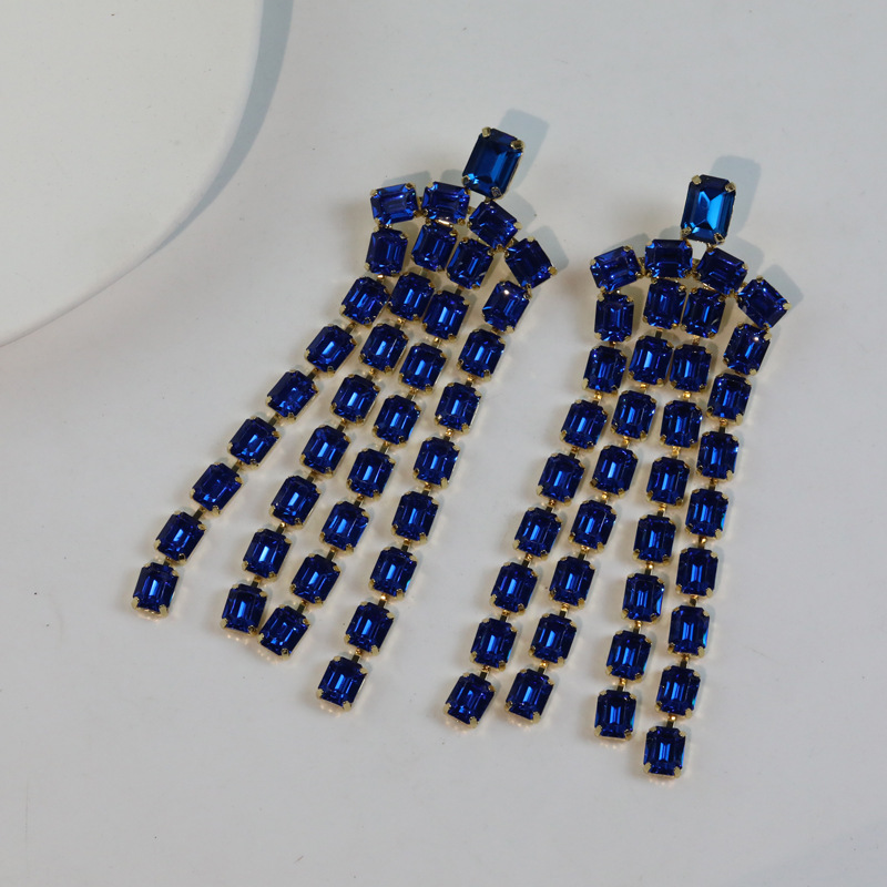 Alloy Material 1 Pair Exaggerated Maximalism Simple Style Solid Color Tassel Plating Inlay Alloy Rhinestones Drop Earrings