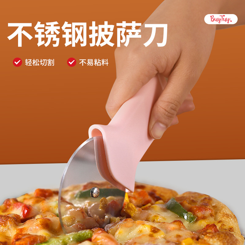 New products Stainless steel Pizza multi-function Pizza appliance Bottle opener Dual use Pizza Cutters factory wholesale