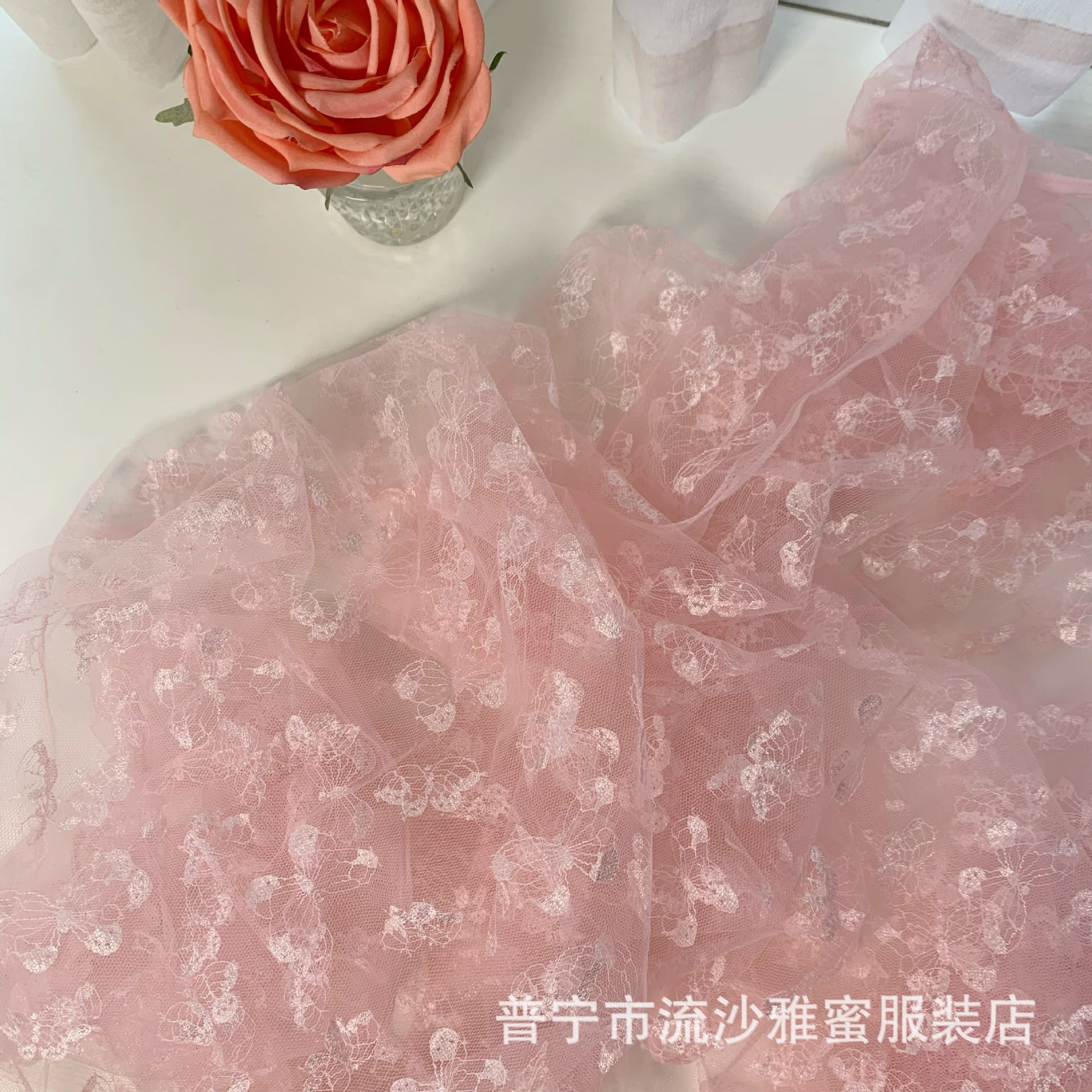 Suministro directo de fábrica tela de malla jacquard nylon mariposa no elástica multicolor ropa para niños hanfu tela de hadas al por mayor