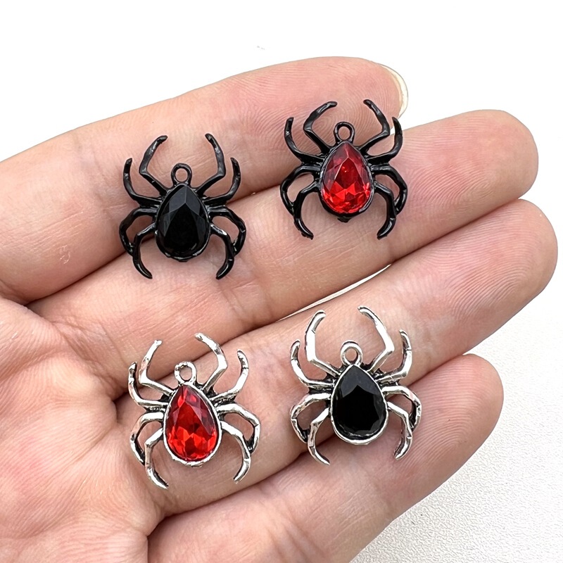 European and American New Halloween DIY Accessories Vintage Zinc Alloy Diamond Spider Pendant Pendant