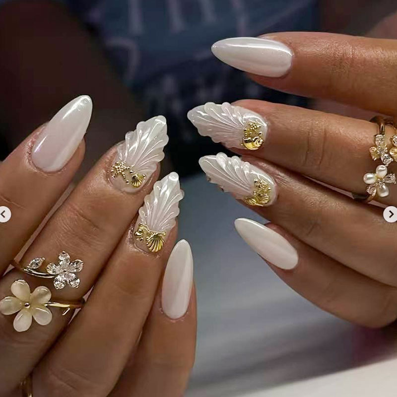 White Embossed Shell-Patterned Pearlescent Almond-Shaped Press-On Nails, Nail Art Nail Stickers for Fingers, Wholesale Finished Products White Embossed Shell-Patterned Pearlescent Almond-Shaped Press-On Nails, Nail Art Nail Stickers for Fingers, Wholesale Finished Products