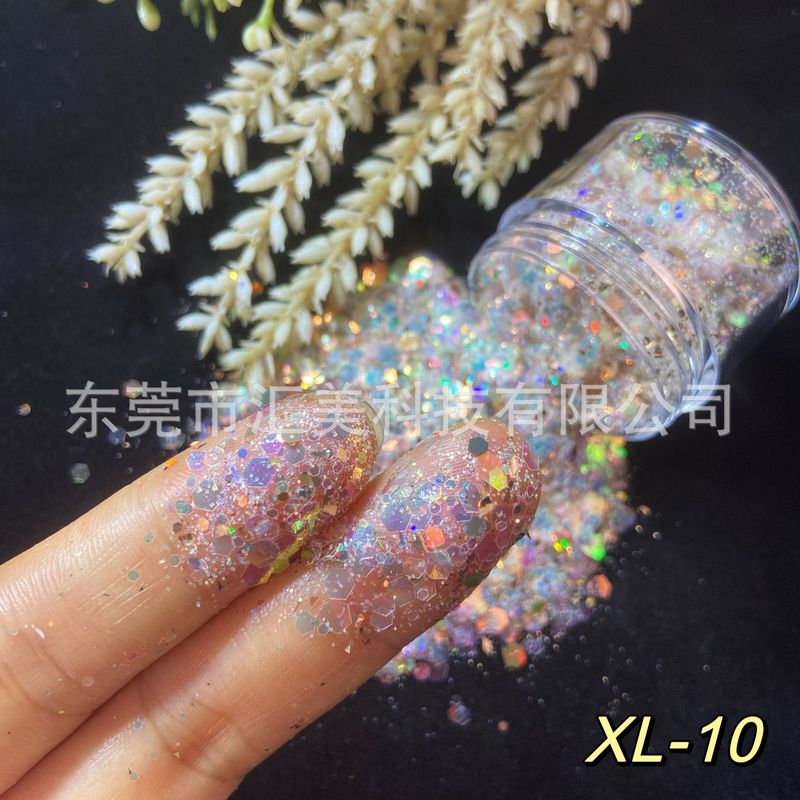 夢幻星が森に落ちてキラキラしています。|undefined