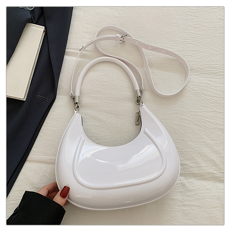 Bolso de luna nueva portátil de alta calidad bolso de mujer 2025 transfronterizo sudeste asiático nuevo estilo color gelatina bolso de mensajero de lujo ligero