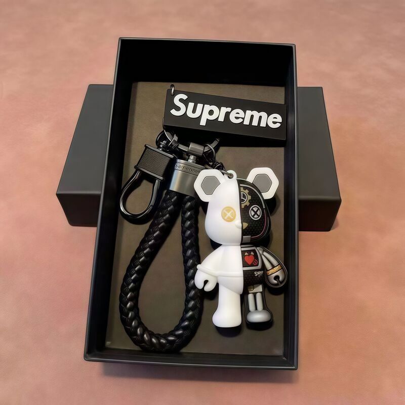 Luxury New Mechanical Bear Car Keychain Key Chain Personalized Cartoon Couple Bag Creative Pendant Pendant