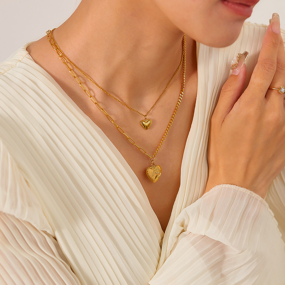 Heart Shape Pattern Women's Gender Lady Heart Shape Titanium Steel Wholesale Double Layer Necklaces
