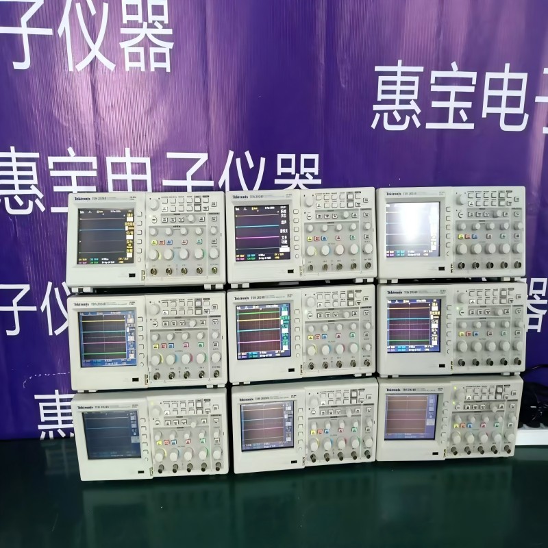 二手 TDS2024B 200mhz 四通道泰克示波器 USB接口配四条探头