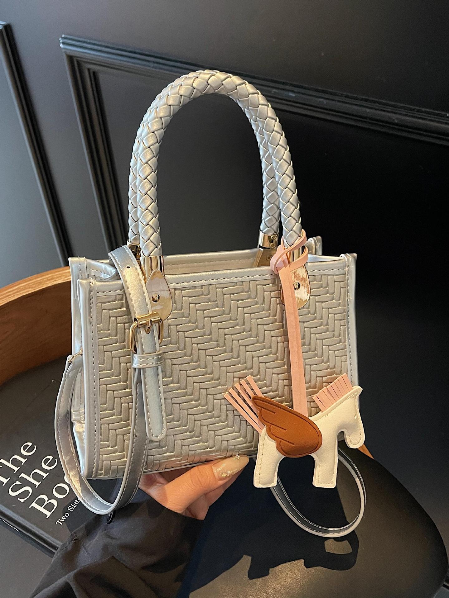 Bolso tejido más vendido de comercio exterior para mujer 2025 nuevo bolso de hombro de moda de color en contraste textura bolso cuadrado pequeño de mensajero de todo fósforo