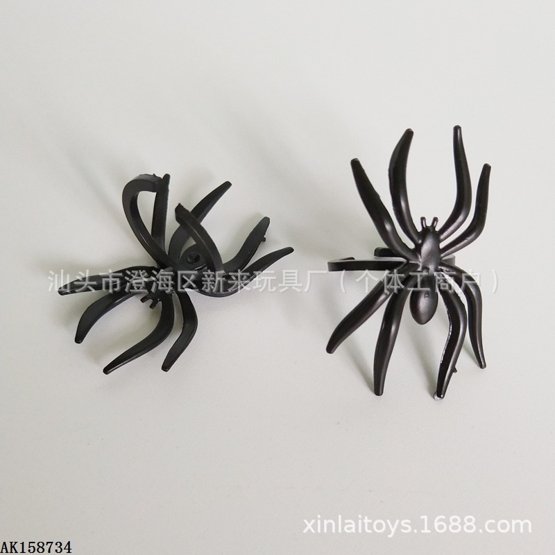 검은 거미 반지 3.2*2.5CM