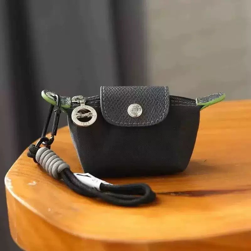 Guangzhou Factory Direct Sale: Dragon-Embellished Creative Coin Purse, Ultra-Mini Handheld Card Holder, Keychain Pendant Bag