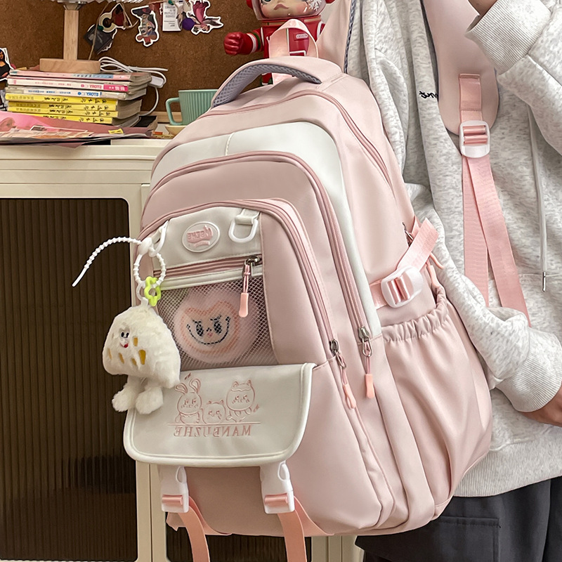 大容量中学女生双肩背包小清新日系学院风耐脏耐磨百搭中学生书包