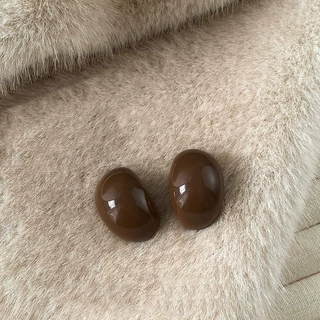 特价秋冬款立体椭圆深咖色滴油耳钉小巧简约百搭ins风耳饰批发