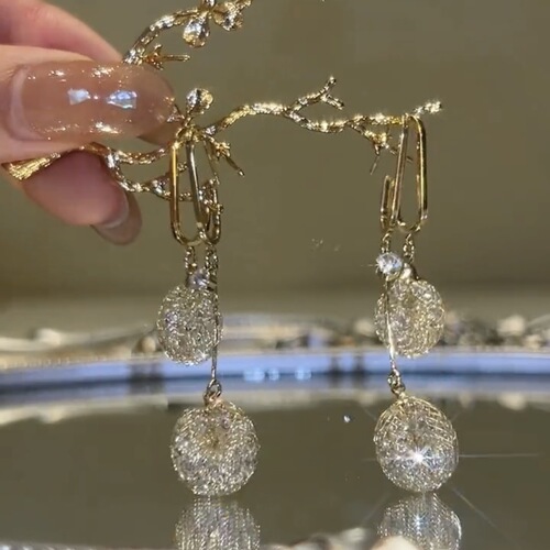 S925 Silver Needle Same Style Hollow Metal Mesh Earrings Fashion Sparkling Diamond Oval Metal Mesh Creative Smart Earrings