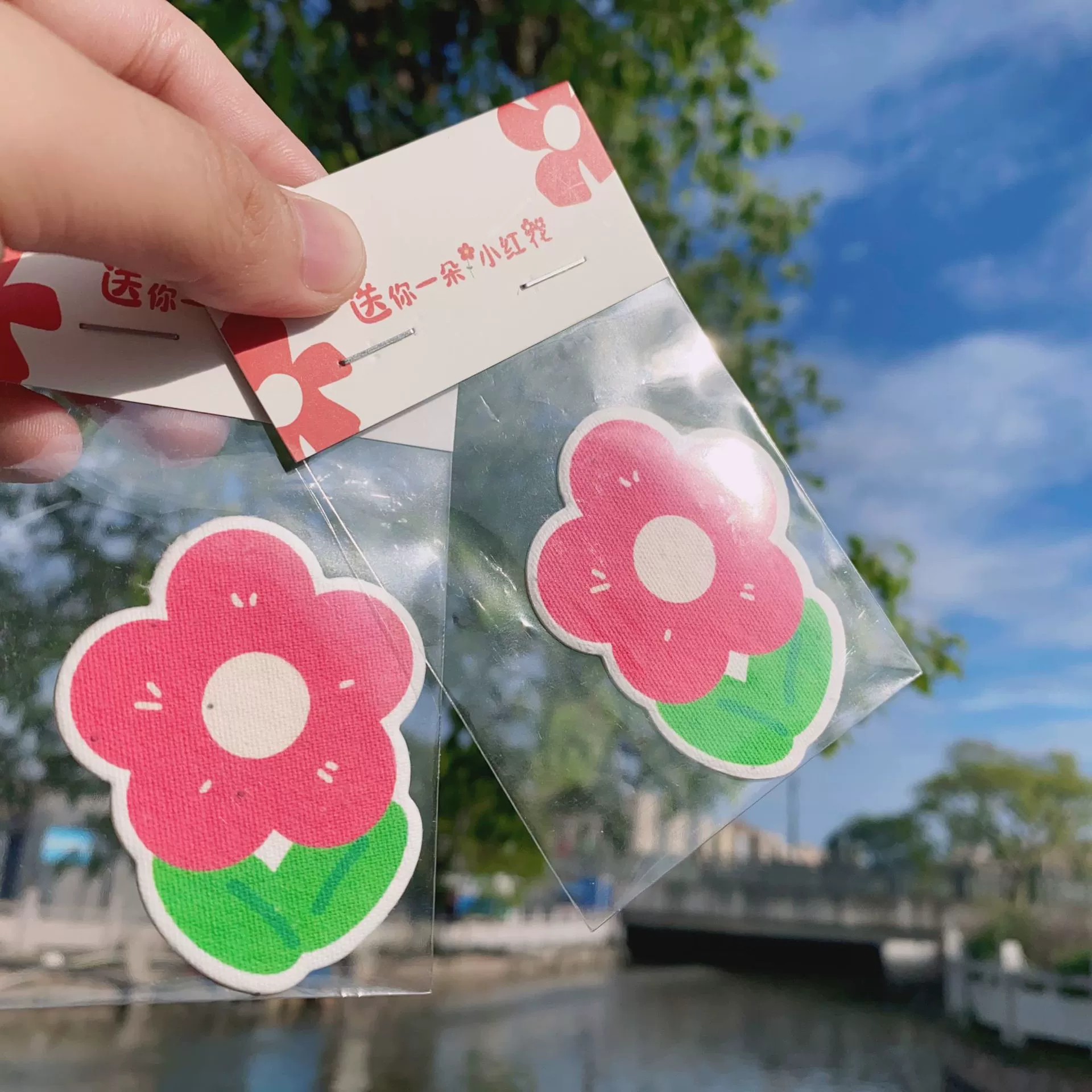 Семенное бумаго для проращивания может использоваться как бумага для карточек, креативные экологичные идеи для создания фигурной бумаги.