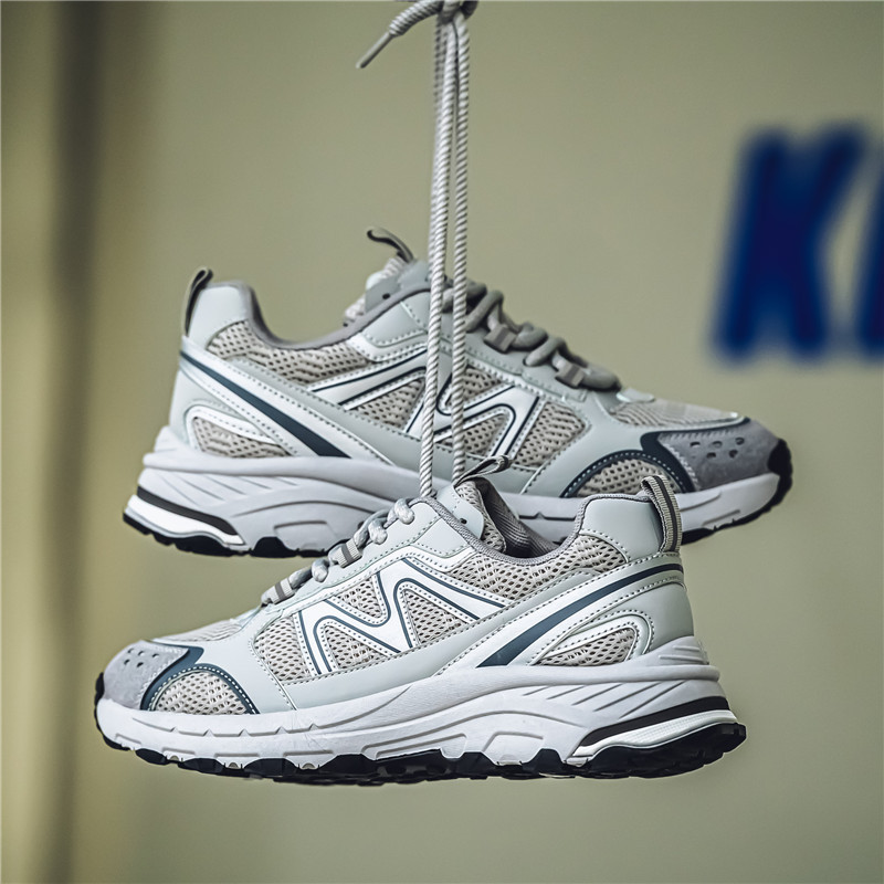 2025 otoño chatarra red respirable zapatos deportivos al aire libre en vivo zapatos de padres estudiantes con viejos zapatos de hombre