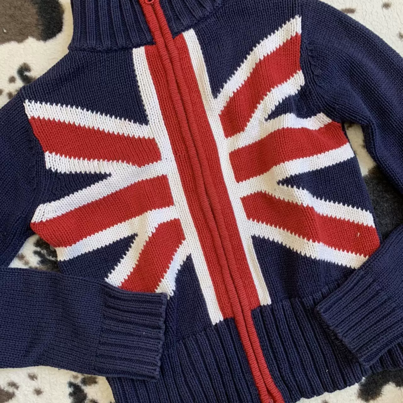 Демисезонный вязаный свитер unisex, европейский стиль, круглый ворот, средней плотности