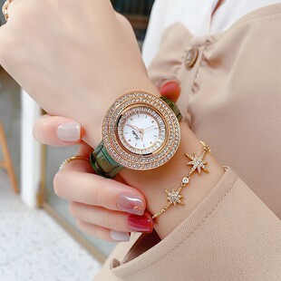 Ԋ�ߵϚWʽ�r�Ђ��ԝM��ֱ�Ů���|�߼�����ʯӢƤ��Ů�����l