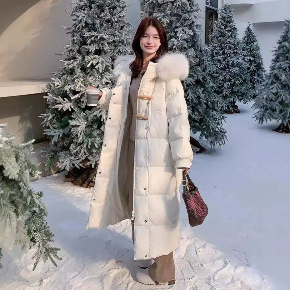 Женский пуховик 90% (наполнитель), новинка 2025 года, удлиненный крой, утолщенный, в корейском стиле, модное приталенное зимнее длинное пальто.