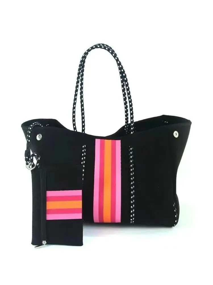 Waterproof Large Capacity Beach Bag For Women Shoulder Carry_voghion.com