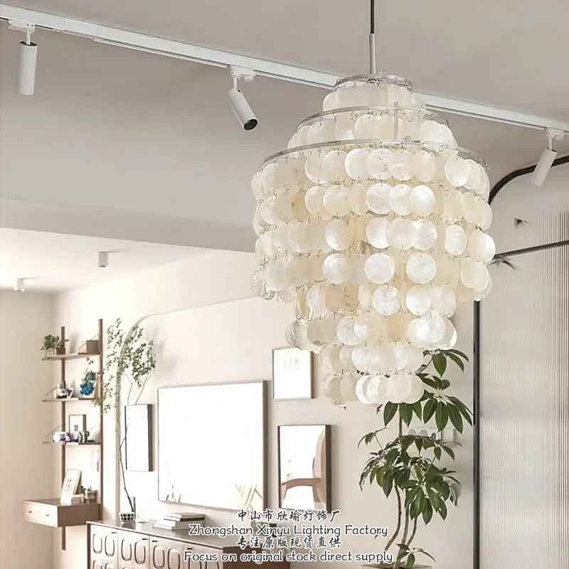 Viento conchas de lujo de alto nivel lámpara de lujo crema lámpara de estilo italiano restaurante lámpara de lujo romántica sala de estar lámpara de dormitorio luz
