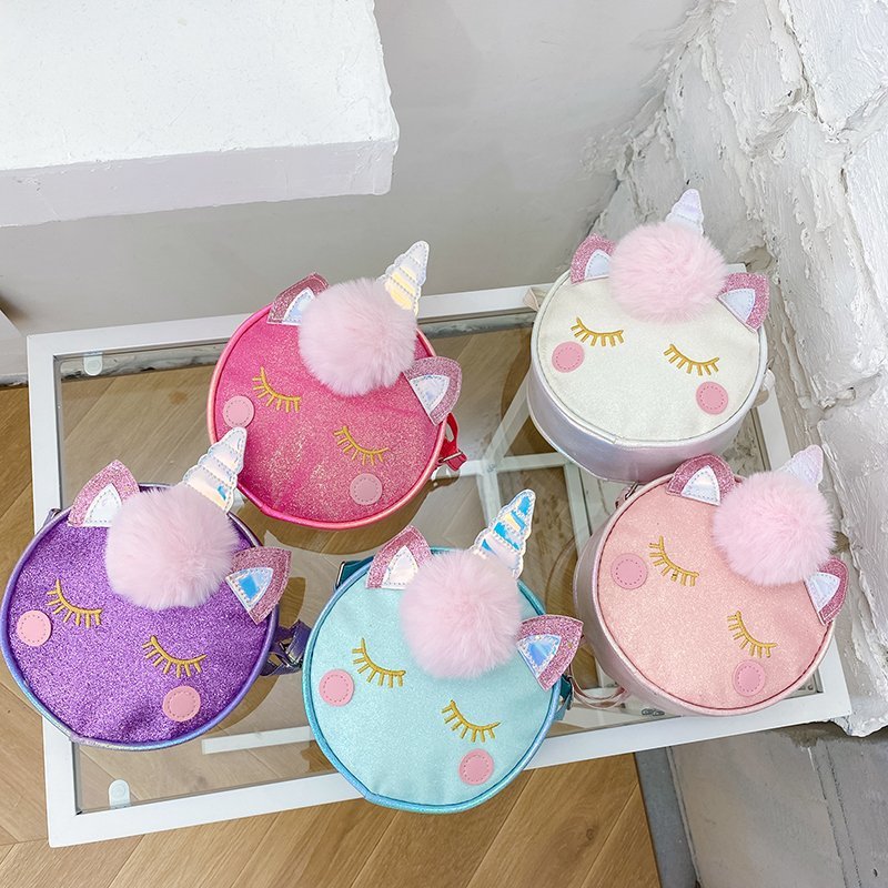 韓版兒童包包2021新款休閑斜挎包可愛卡通獨角獸毛球單肩背女包