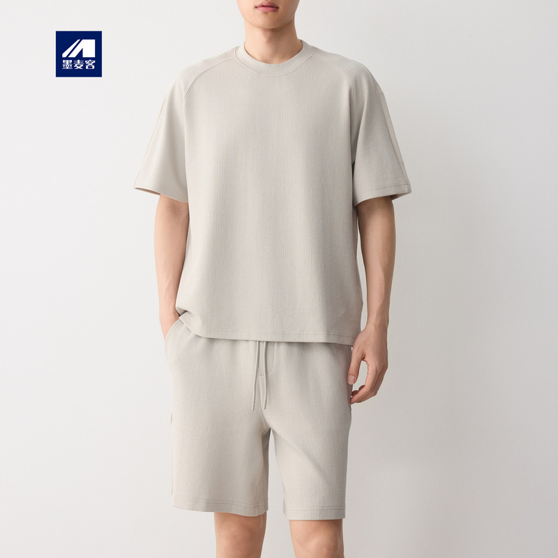 Momaik Men's High-Quality Commuting Textured Casual Suit Men's 2026 Summer New Men's T-Shirt and Shorts Set Momaik Men's High-Quality Commuting Textured Casual Suit Men's 2026 Summer New Men's T-Shirt and Shorts Set