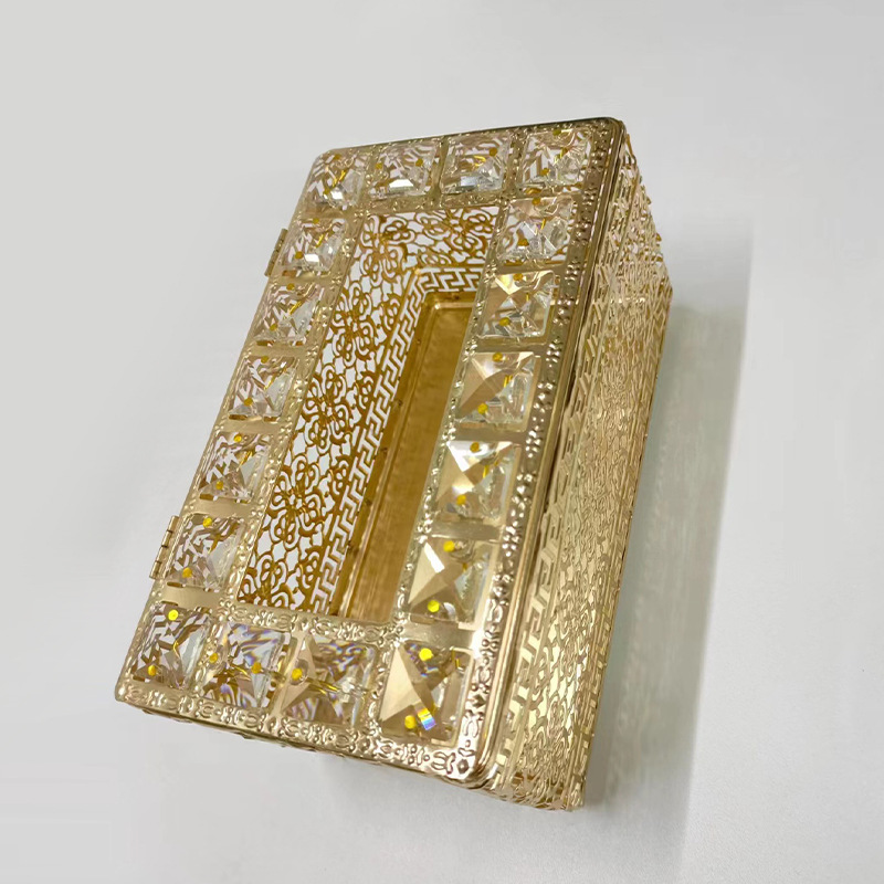 Hierro de oro hebilla cuentas de cristal caja de pañuelos estilo de lujo creativo cristal sala de estar mesa de café decoración adornos