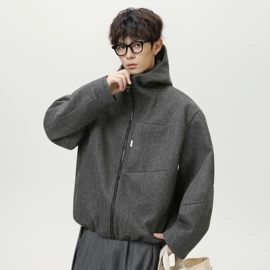 男式休闲裤;男式T恤;男式卫衣