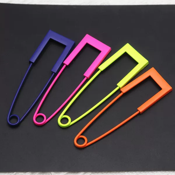 In-Stock Candy-Colored Square Head Pins DIY Multi-Functional Shoe and Sock Accessories Fixing Pins Waist-Cinching Tool Wholesale